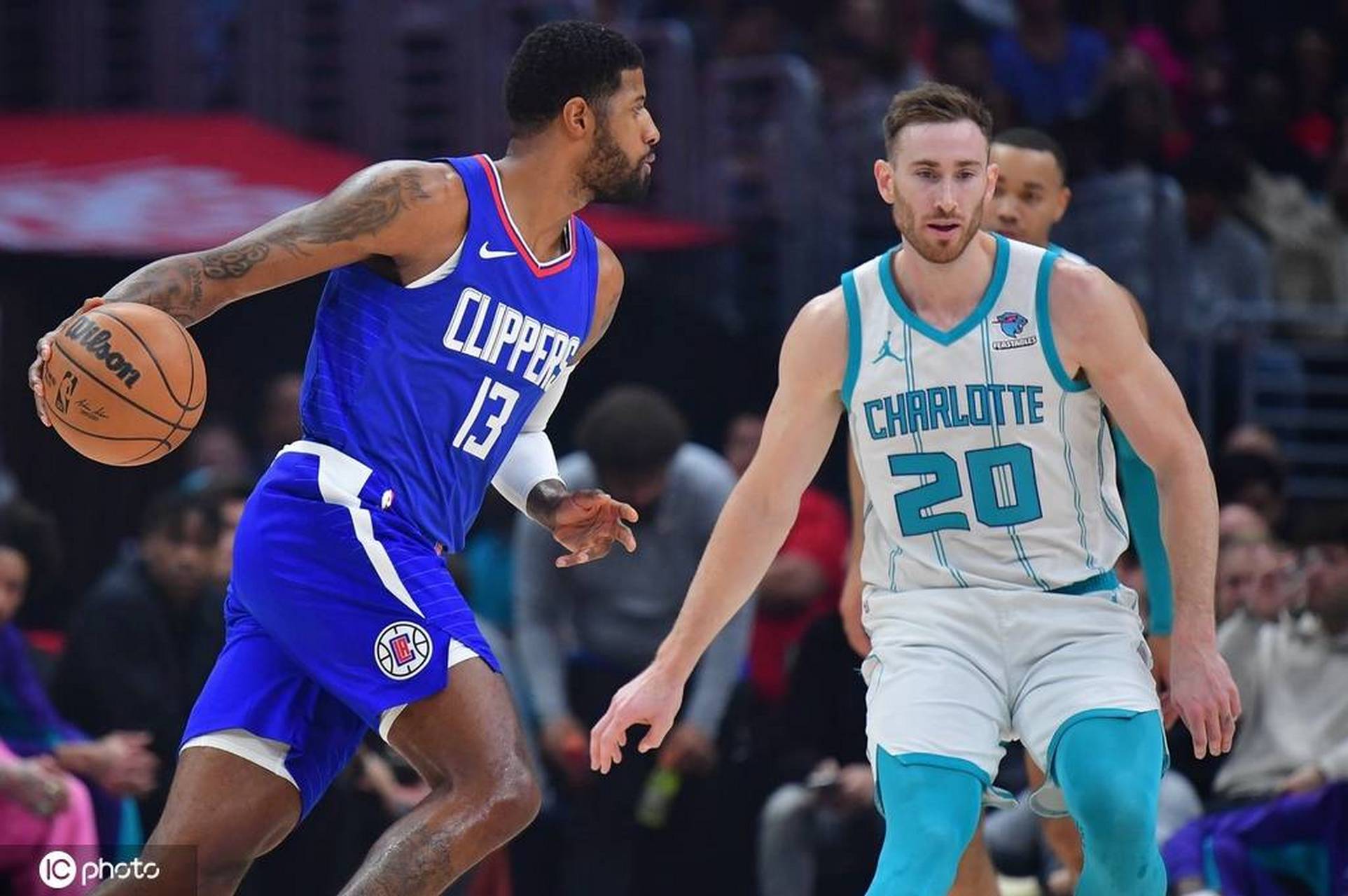 3377官网入口 -望星空歌曲原唱